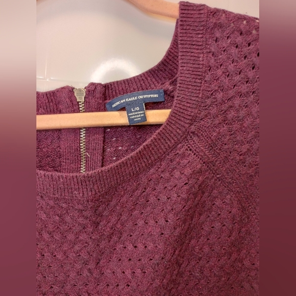 American Eagle Waffle Knit Maroon Sweater Large - Picture 3 of 7
